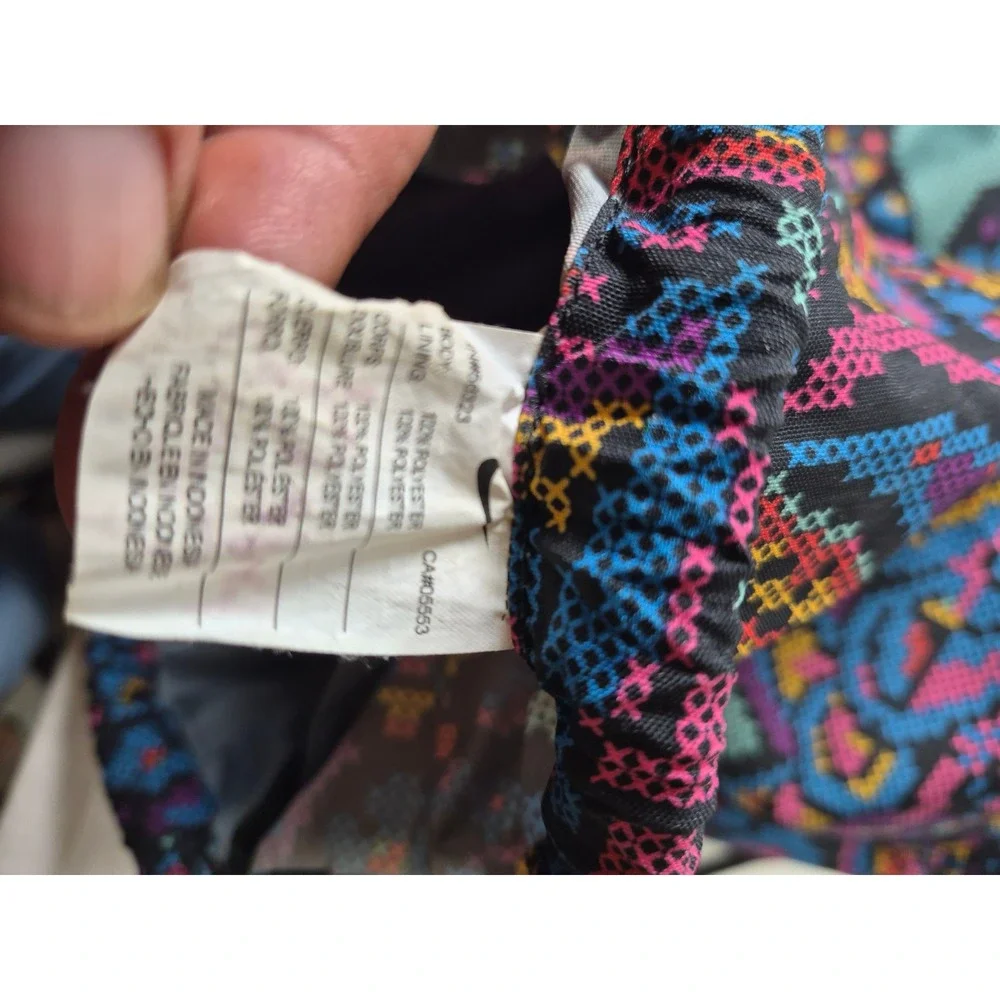 Nike Drawstring Cinch Bag Multi-Color Paisley Floral Print Gym Sackpack Black